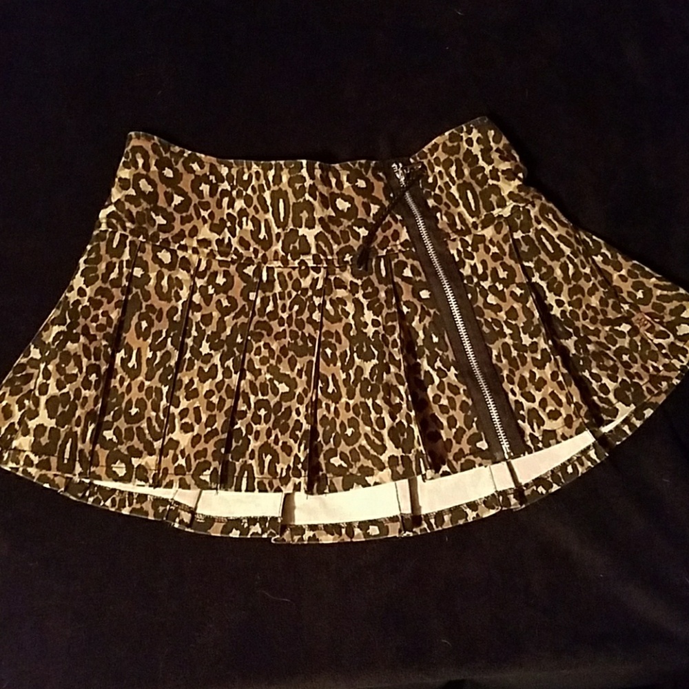 Royal bones leopard skirt
